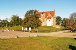 Ulrichshusen: Schloss mit Cafè und Restaurant